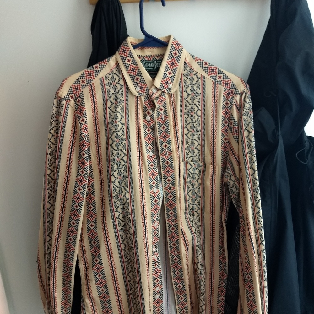 Gitman vintage shirt w/ geometrical pattern. SMALL